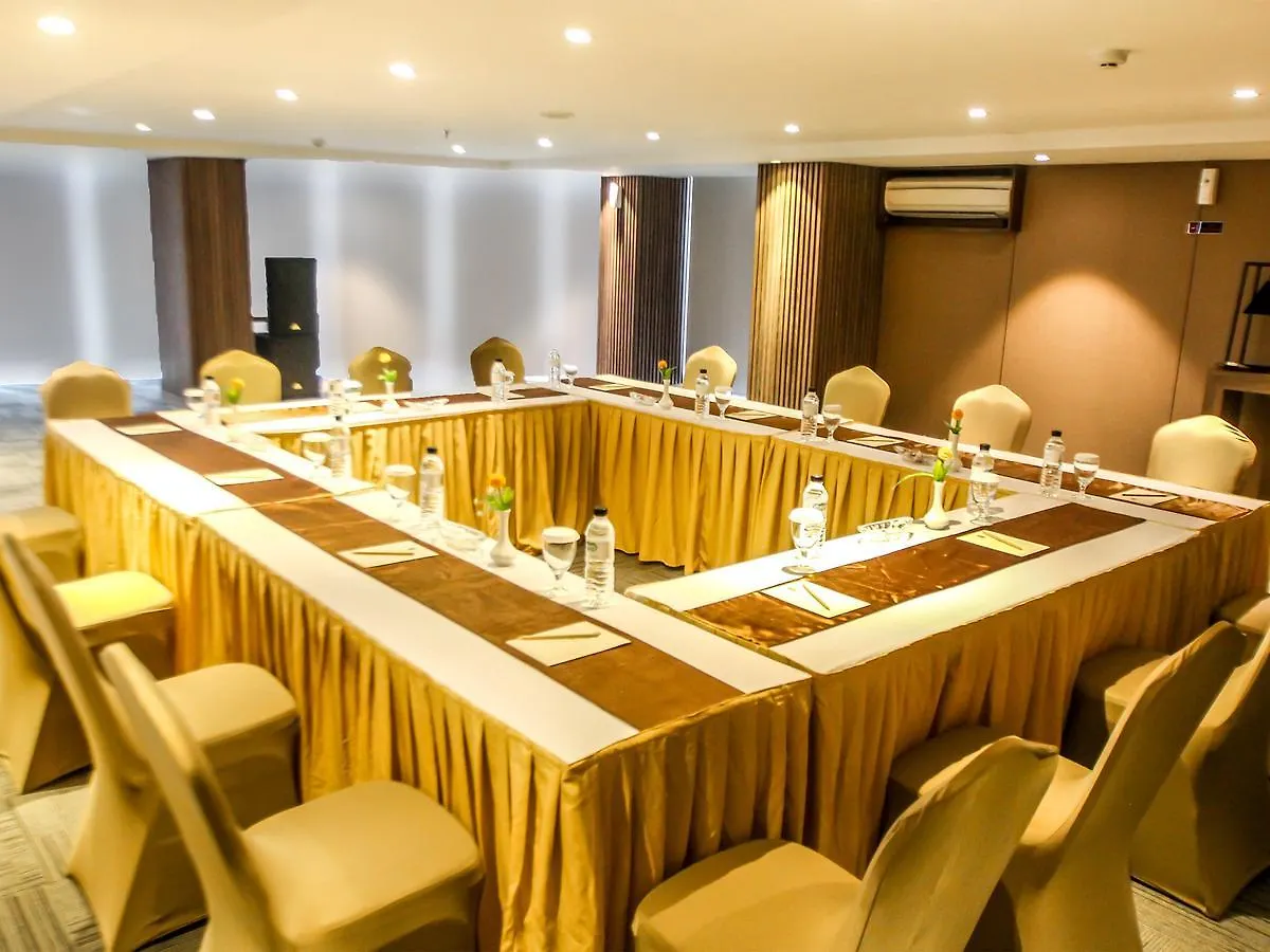 The Nest Hotel Nusa Dua Нуса-Дуа 4*,